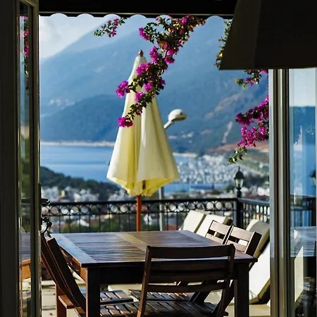 Hideaway Penthouse *