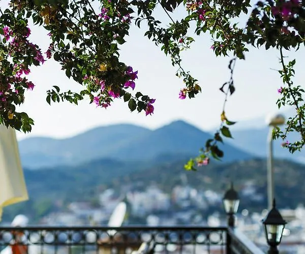 Hideaway Penthouse Apartament