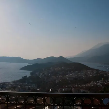 Hideaway Penthouse Lejlighed *