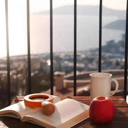Hideaway Penthouse Daire *